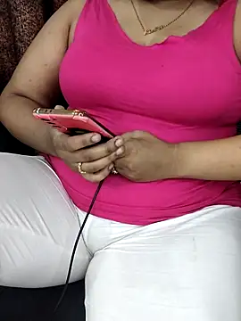 Cute Pagli online show from October 16, 9:28 am