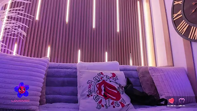 ArianaSantana online show from November 15, 12:53 pm