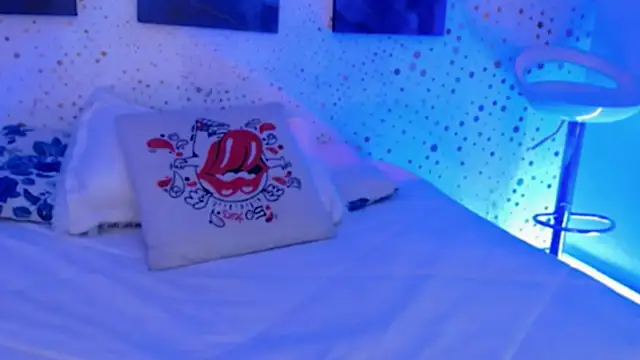 ArianaSantana online show from October 27, 12:50 pm