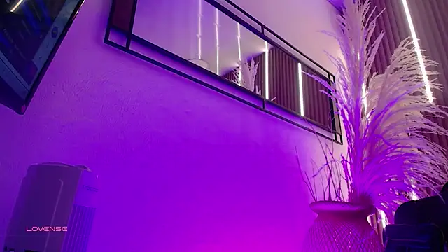 ArianaSantana online show from November 12, 12:53 pm