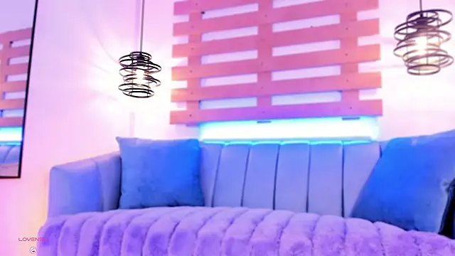 ArianaSantana online show from October 18, 12:51 pm