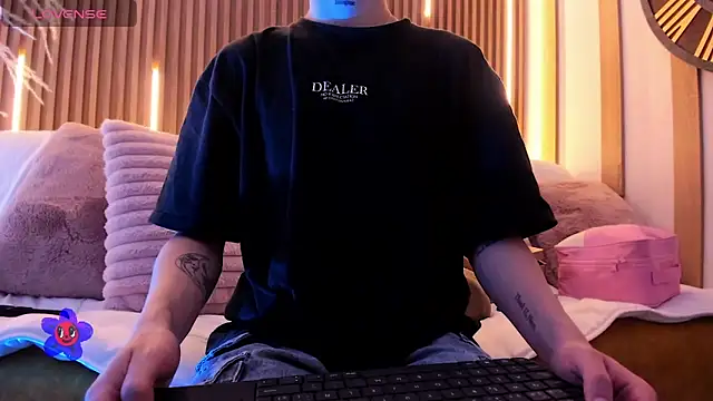 ArianaSantana online show from November 11, 8:14 pm