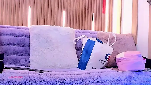 ArianaSantana online show from January 6, 12:53 pm