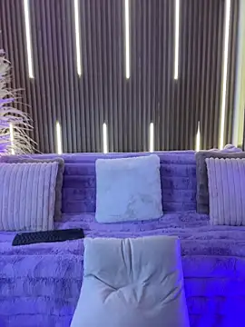 ArianaSantana online show from December 2, 12:51 pm