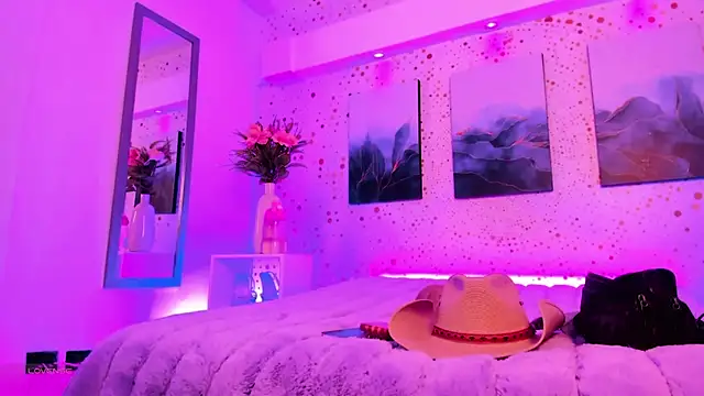 ArianaSantana online show from September 23, 1:07 pm