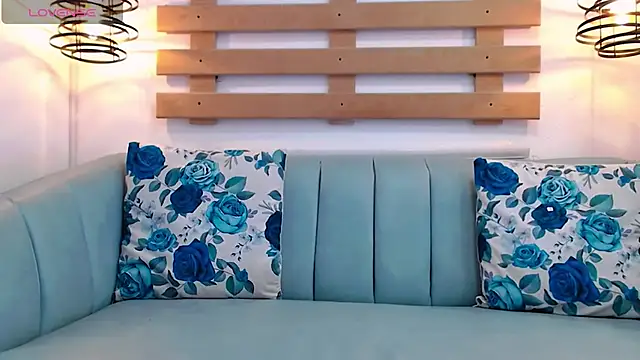 ArianaSantana online show from October 4, 12:50 pm