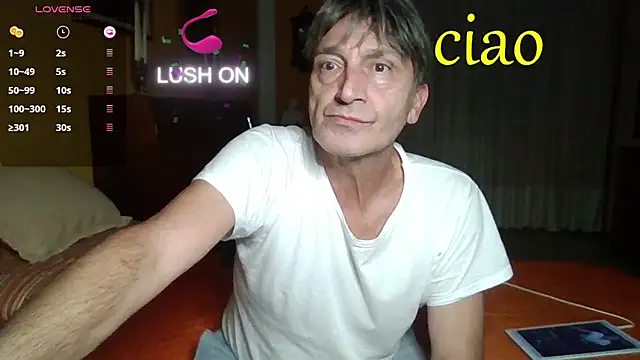 Snapshot of lattediyak chatting on October 27, 12:00 am lattediyak online show from October 27, 12:00 am