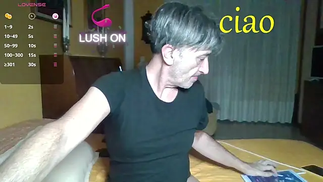 Snapshot of lattediyak chatting on November 10, 12:59 am lattediyak online show from November 10, 12:59 am