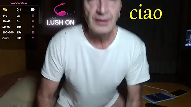 Snapshot of lattediyak chatting on November 15, 1:20 am lattediyak online show from November 15, 1:20 am