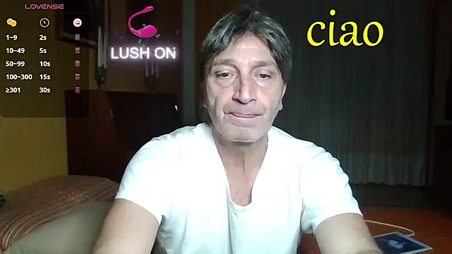 Snapshot of lattediyak chatting on November 8, 2:04 am lattediyak online show from November 8, 2:04 am