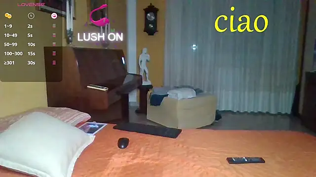 Snapshot of lattediyak chatting on October 31, 1:57 am lattediyak online show from October 31, 1:57 am