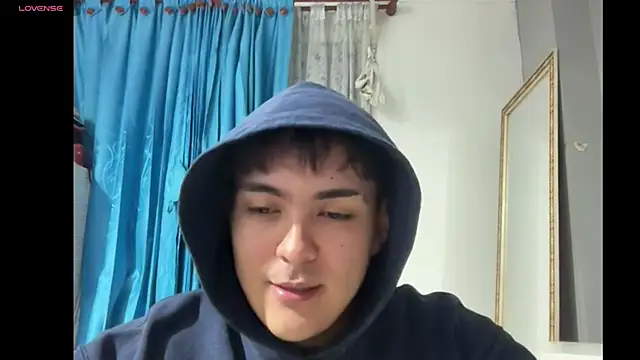 ivy xo online show from December 19, 1:42 am