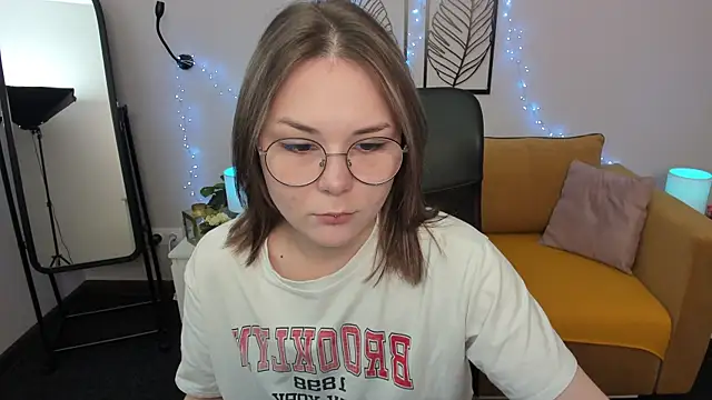 Sophi gi online show from September 15, 3:07 am