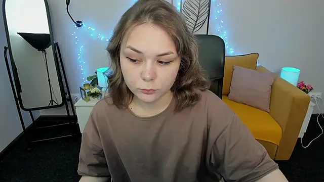 Sophi gi online show from September 18, 4:48 am