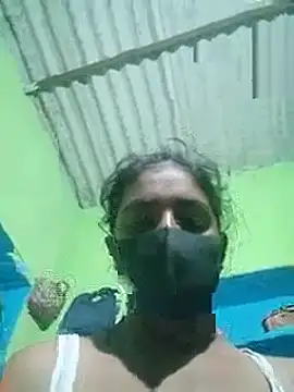 Pari queen 44 online show from September 23, 8:05 pm