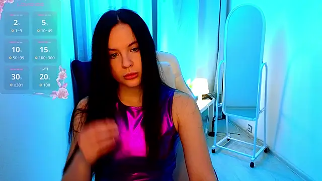Snapshot of HolyAngell chatting on October 14, 9:47 pm HolyAngell online show from October 14, 9:47 pm