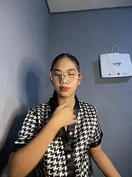 Shy SexyLady online show from May 23, 11:53 am