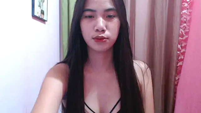 Snapshot of Shy_SexyLady chatting on October 1, 1:48 pm Shy SexyLady online show from October 1, 1:48 pm