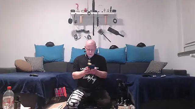 Sklave-Sille online show from February 9, 6:17 pm