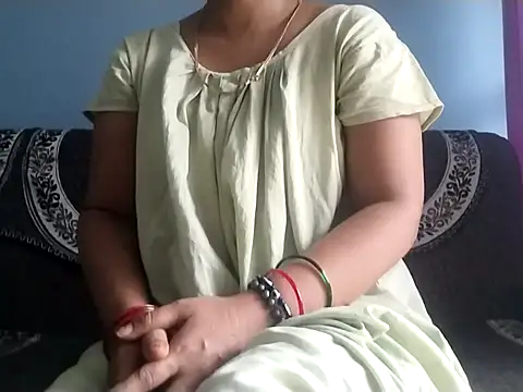 Snapshot of NehaQn chatting on September 13, 1:05 am NehaQn online show from September 13, 1:05 am