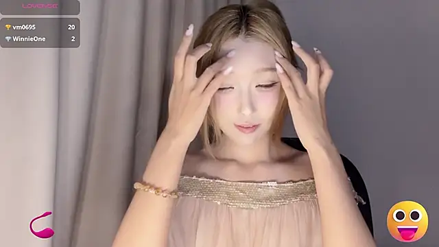 Winnie666- online show from September 14, 2:50 pm