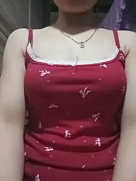 LucyyLy online show from July 6, 10:44 am