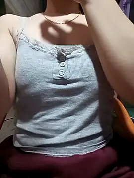 LucyyLy online show from April 14, 10:48 pm