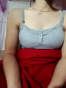 Snapshot of LucyyLy chatting on November 2, 5:45 am LucyyLy online show from November 2, 5:45 am