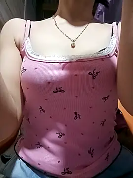 LucyyLy online show from March 3, 11:39 am