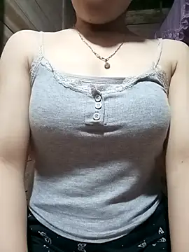 LucyyLy online show from May 28, 12:22 pm