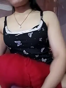 LucyyLy online show from February 7, 3:58 am