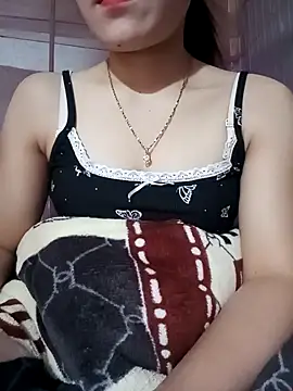 LucyyLy online show from December 16, 5:55 am