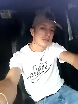 DebutingPathway online show from March 4, 11:18 am