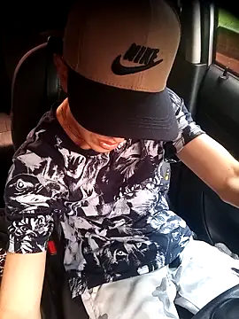 DebutingPathway online show from December 17, 11:48 am