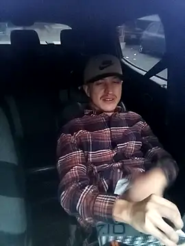 DebutingPathway online show from February 15, 11:31 am