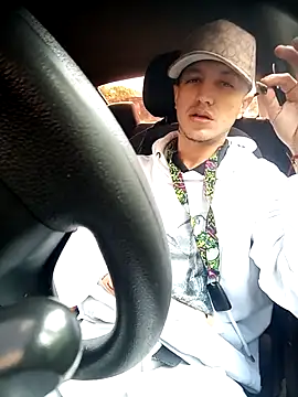 DebutingPathway online show from November 3, 1:26 pm