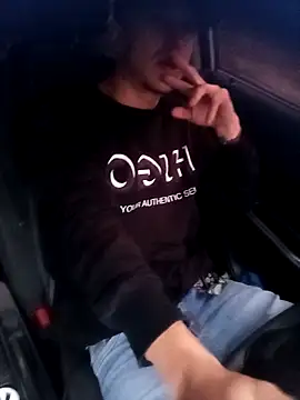 DebutingPathway online show from December 18, 11:14 am