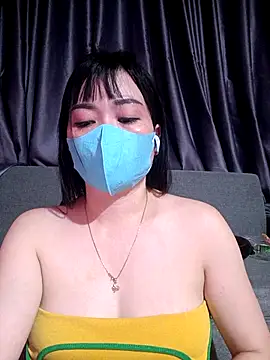 Snapshot of ChunkyLy chatting on September 20, 2:44 pm ChunkyLy online show from September 20, 2:44 pm