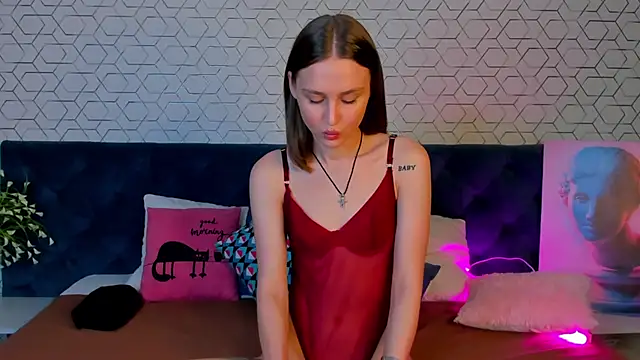 Snapshot of sasha__meow chatting on October 2, 1:31 am sasha meow online show from October 2, 1:31 am