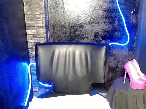 Snapshot of cristine_shopa chatting on October 16, 8:00 am cristine shopa online show from October 16, 8:00 am