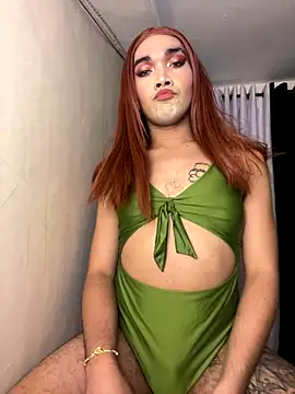 sissielil online show from October 16, 1:41 pm