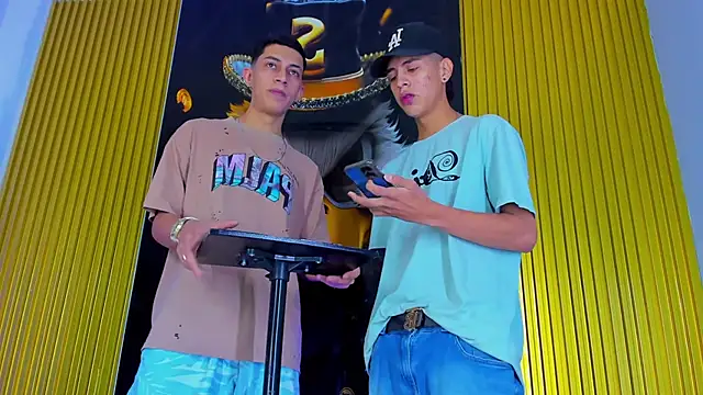 Snapshot of Dante_Brown1_ chatting on November 14, 9:40 pm Dante Brown1 online show from November 14, 9:40 pm