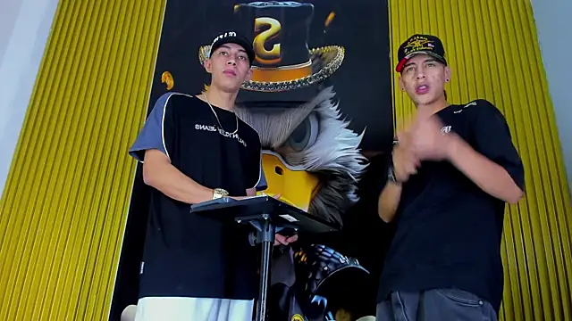 Snapshot of Dante_Brown1_ chatting on October 29, 9:47 pm Dante Brown1 online show from October 29, 9:47 pm