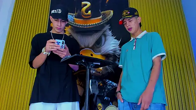 Snapshot of Dante_Brown1_ chatting on November 16, 8:46 pm Dante Brown1 online show from November 16, 8:46 pm