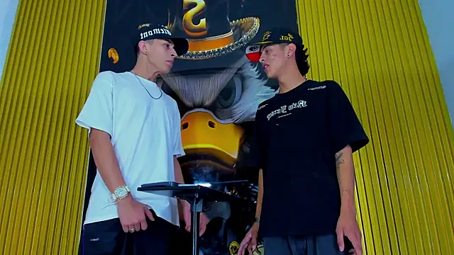 Snapshot of Dante_Brown1_ chatting on October 19, 9:06 pm Dante Brown1 online show from October 19, 9:06 pm