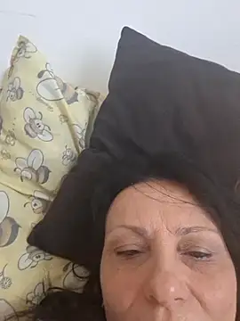 Snapshot of jessyca_ chatting on November 2, 9:47 am jessyca online show from November 2, 9:47 am