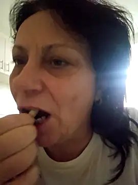 Snapshot of jessyca_ chatting on November 19, 9:20 am jessyca online show from November 19, 9:20 am