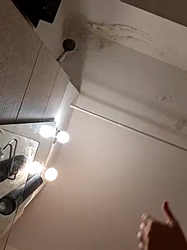 Snapshot of jessyca_ chatting on November 5, 8:34 pm jessyca online show from November 5, 8:34 pm