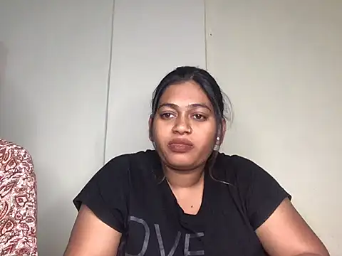 HoleyCoupon online show from January 7, 1:16 pm