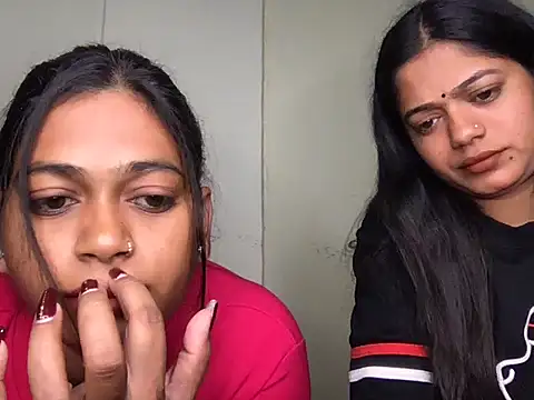 HoleyCoupon online show from January 8, 1:28 pm